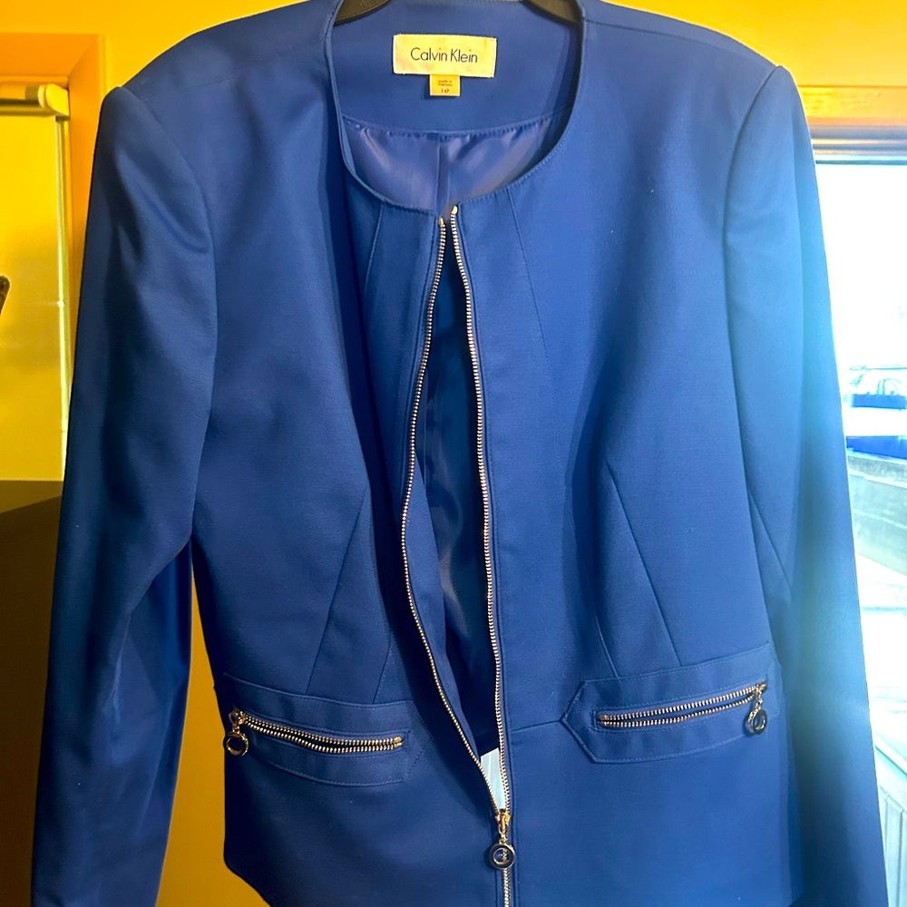 Calvin Klein Blue Structured Blazer with Modern Design